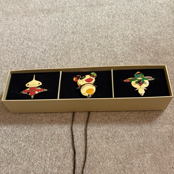 Louis Vuitton Accessories - NWT - Louis Vuitton x Takashi Murakami Hair Pins
